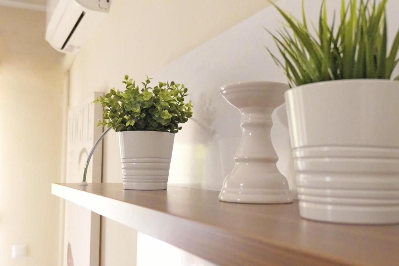 Sapphire & Ivory Luxury Apartments - Kavala Extérieur photo
