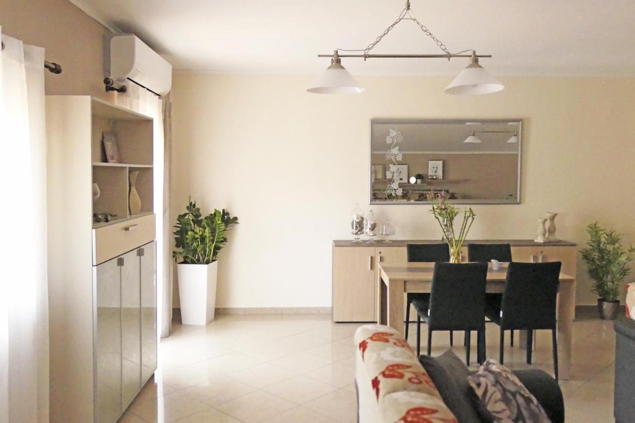 Sapphire & Ivory Luxury Apartments - Kavala Extérieur photo